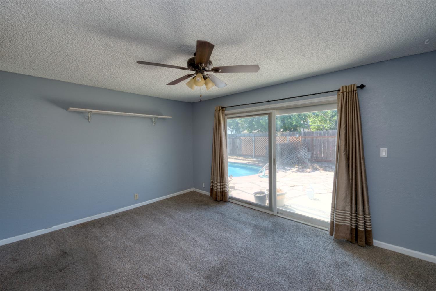 Detail Gallery Image 28 of 37 For 871 Siskiyou Ln, Manteca,  CA 95336 - 4 Beds | 2 Baths