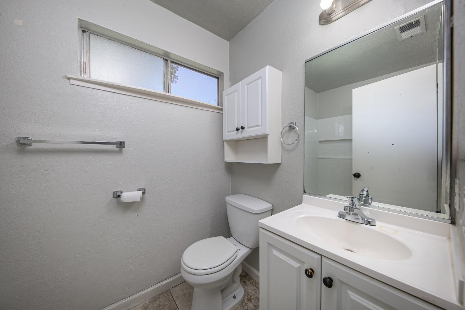 Detail Gallery Image 14 of 43 For 3591 Quail Lakes Dr #186,  Stockton,  CA 95207 - 1 Beds | 1 Baths