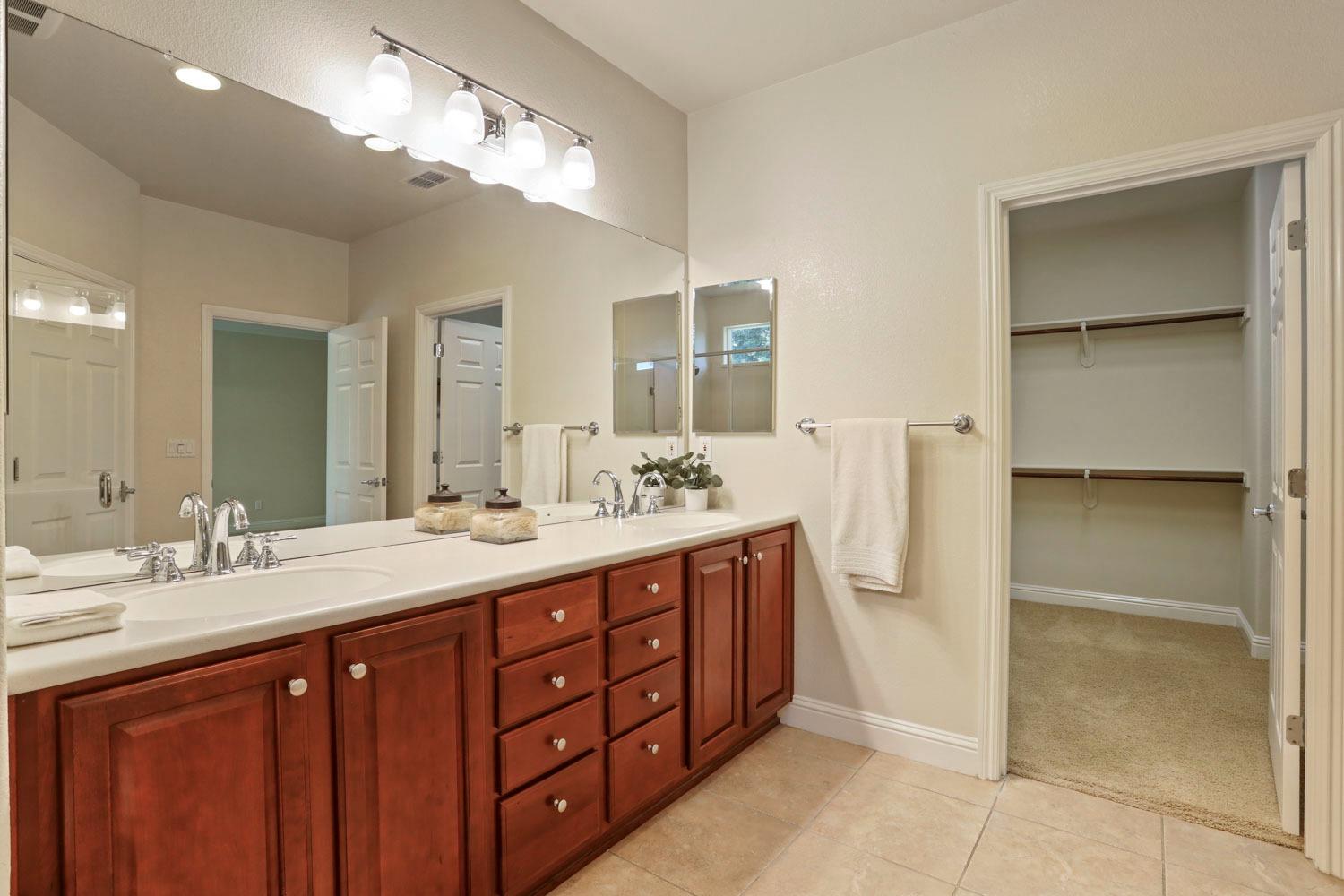 Detail Gallery Image 25 of 66 For 1212 Birchbrook Ct, Manteca,  CA 95336 - 2 Beds | 2 Baths