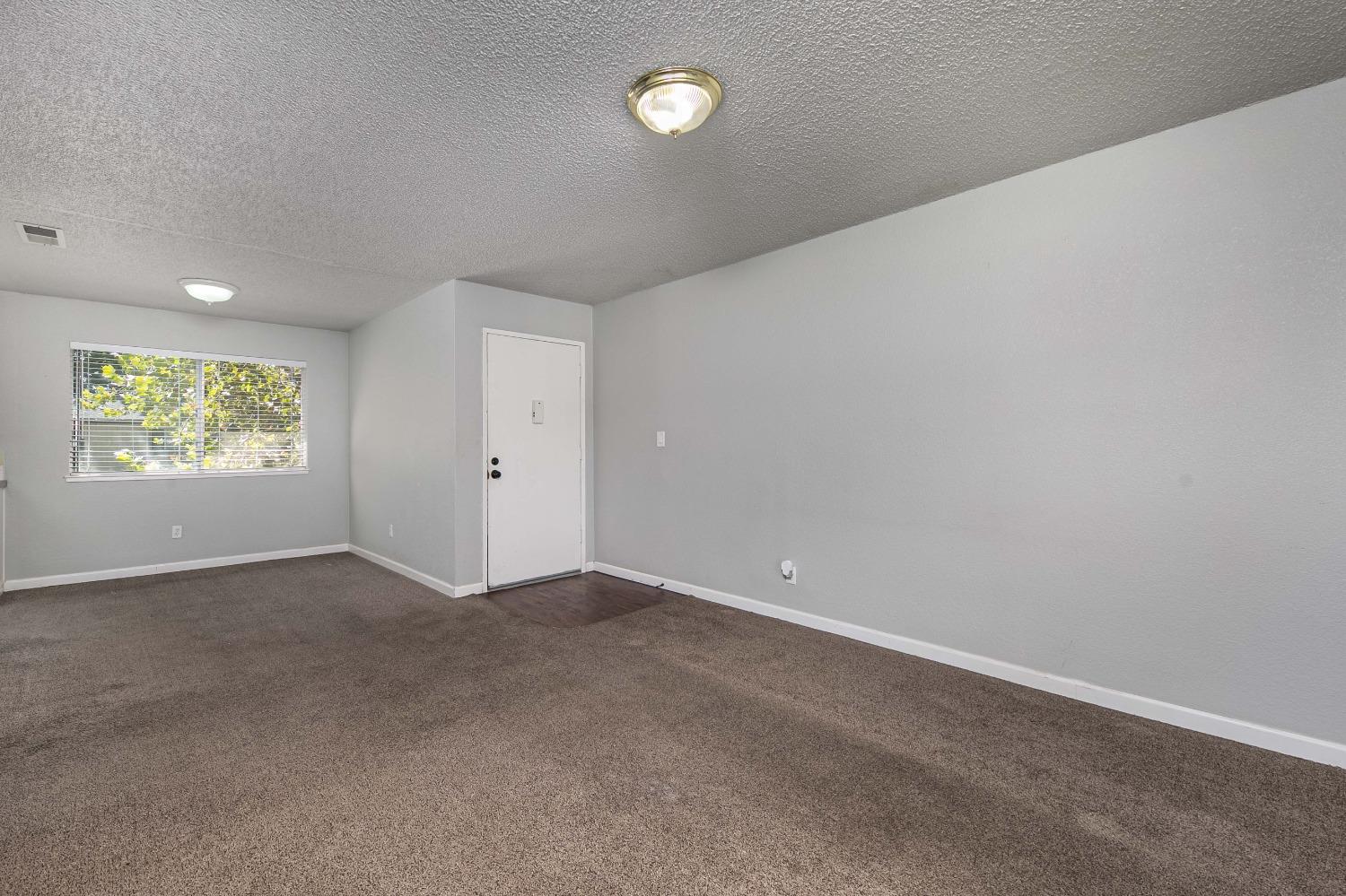 Detail Gallery Image 8 of 43 For 3591 Quail Lakes Dr #186,  Stockton,  CA 95207 - 1 Beds | 1 Baths