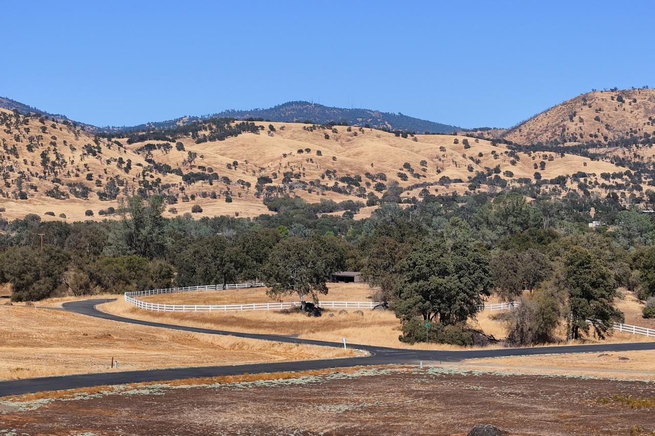 Detail Gallery Image 62 of 74 For 3022 Blue Oak Dr, Catheys Valley,  CA 95306 - 4 Beds | 3/1 Baths