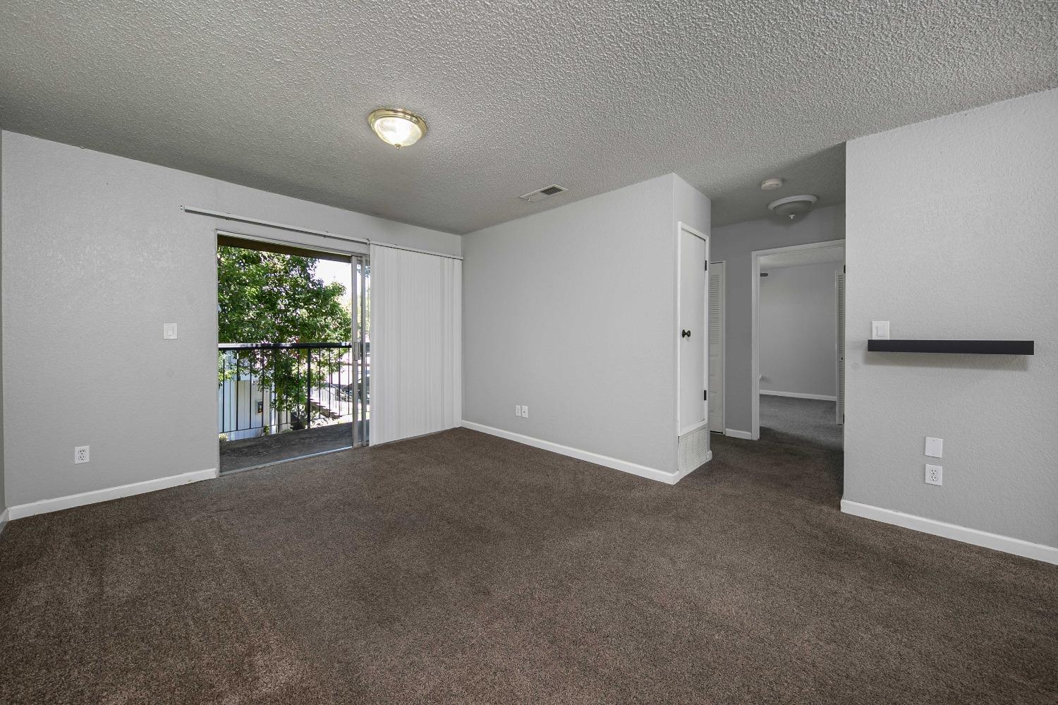 Detail Gallery Image 6 of 43 For 3591 Quail Lakes Dr #186,  Stockton,  CA 95207 - 1 Beds | 1 Baths