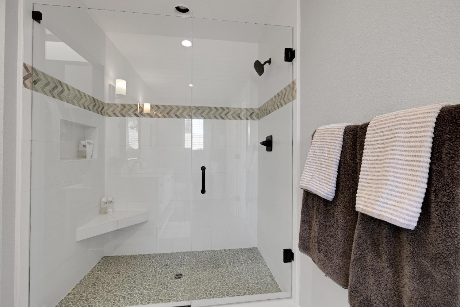 Detail Gallery Image 32 of 54 For 11349 Lower Circle Dr, Grass Valley,  CA 95949 - 3 Beds | 2/1 Baths