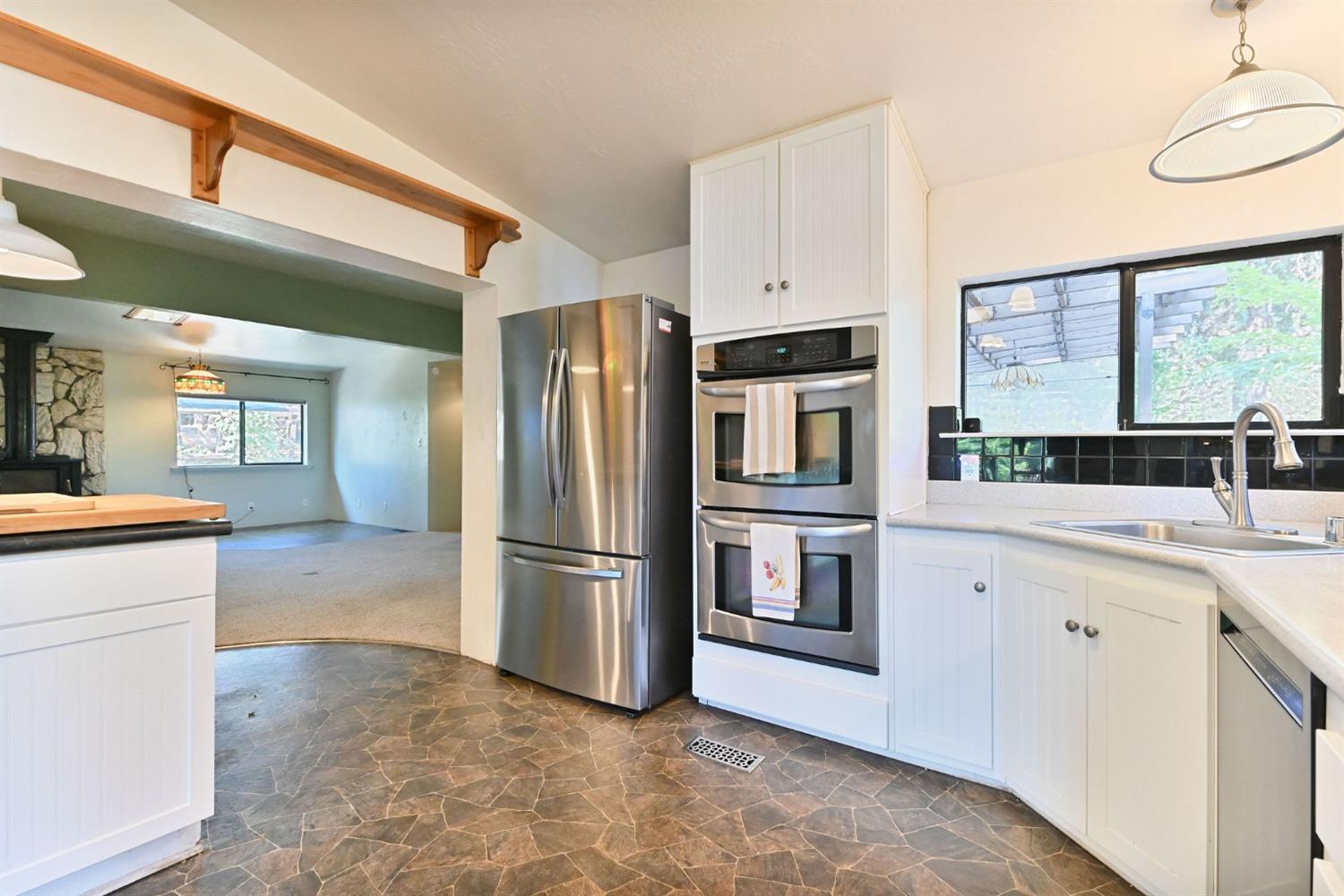 Detail Gallery Image 11 of 64 For 23555 Fortress Way, Pioneer,  CA 95666 - 3 Beds | 2 Baths