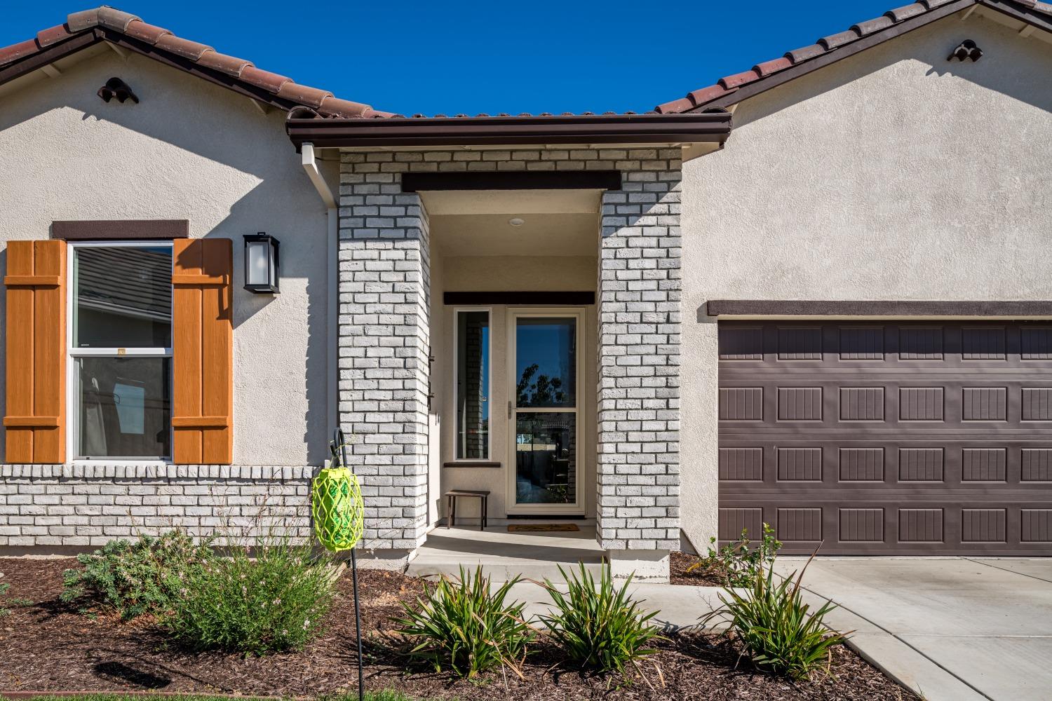 Detail Gallery Image 5 of 53 For 8305 Evans Tree Dr, Roseville,  CA 95747 - 3 Beds | 3/1 Baths