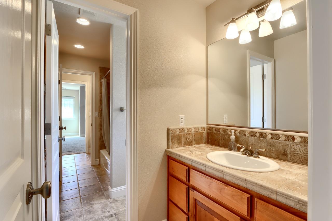 Detail Gallery Image 44 of 74 For 3022 Blue Oak Dr, Catheys Valley,  CA 95306 - 4 Beds | 3/1 Baths