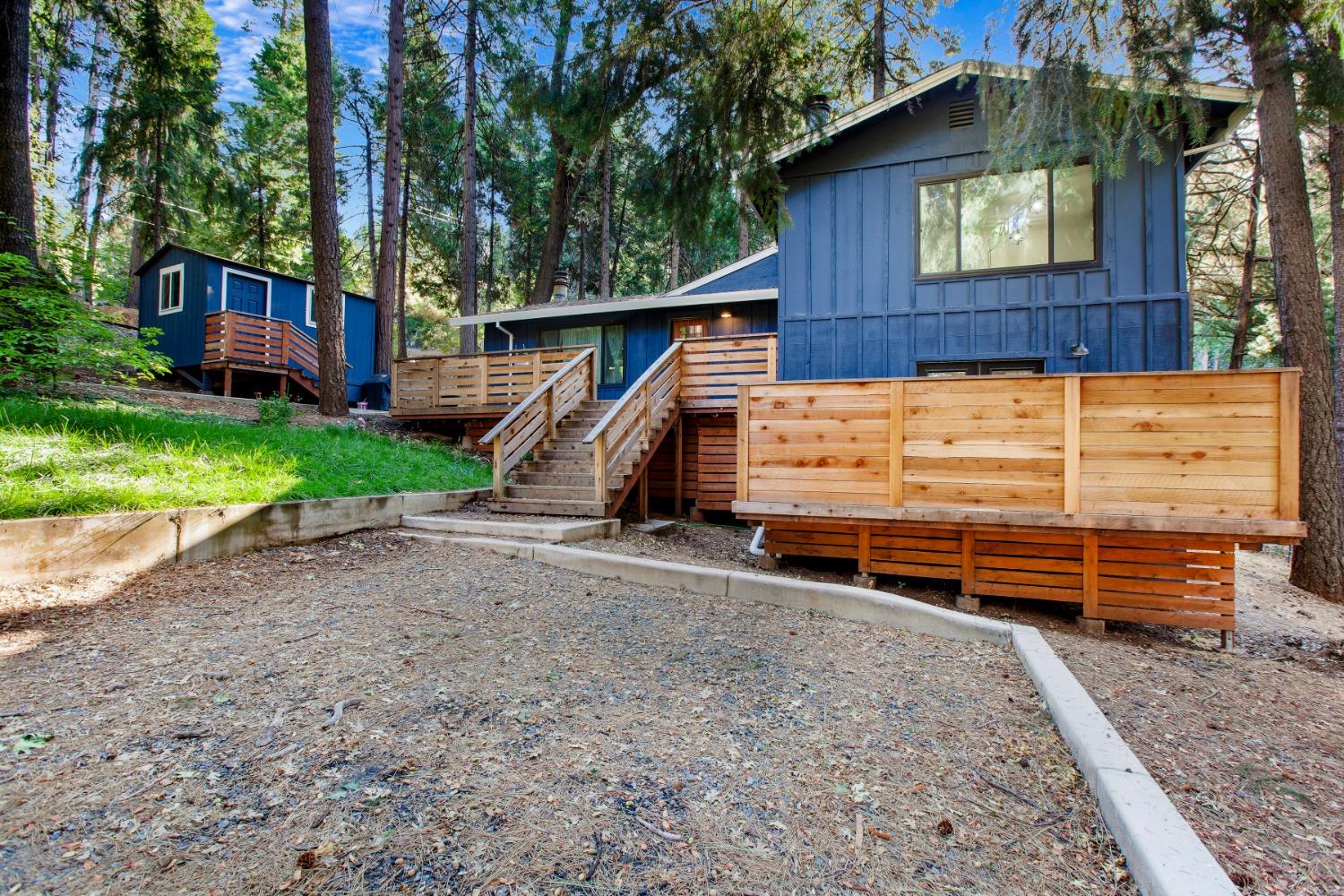 Detail Gallery Image 5 of 30 For 2844 Lilac Rd, Pollock Pines,  CA 95726 - 3 Beds | 2 Baths