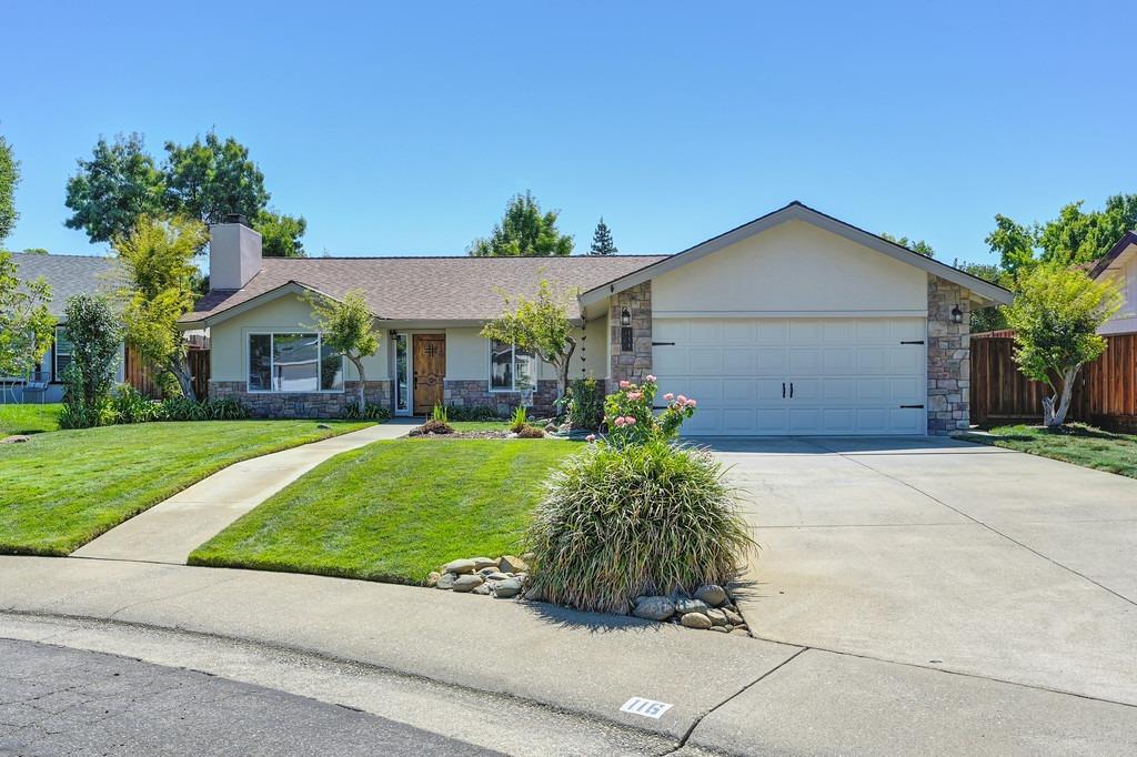 Detail Gallery Image 1 of 1 For 116 Winchester Ct, Folsom,  CA 95630 - 3 Beds | 2 Baths