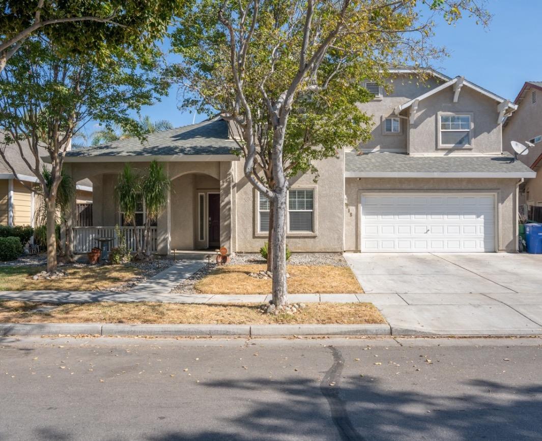 Detail Gallery Image 1 of 48 For 1818 De Anza Way, Los Banos,  CA 93635 - 4 Beds | 3/1 Baths