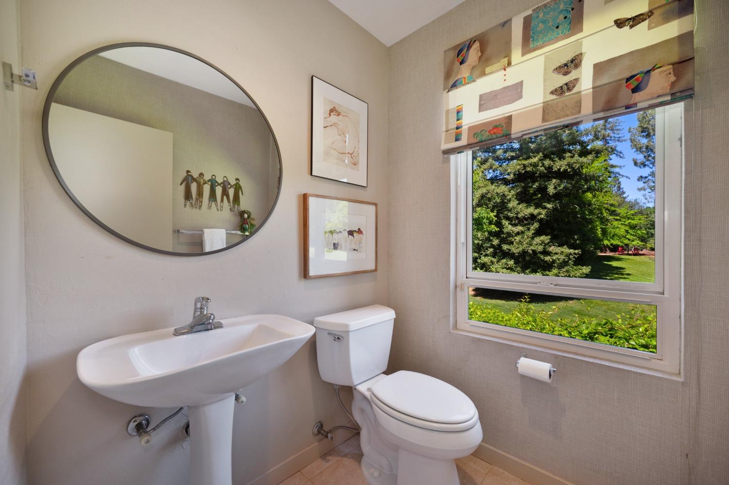 Detail Gallery Image 24 of 59 For 6717 Sutter Ave, Carmichael,  CA 95608 - 4 Beds | 2/1 Baths