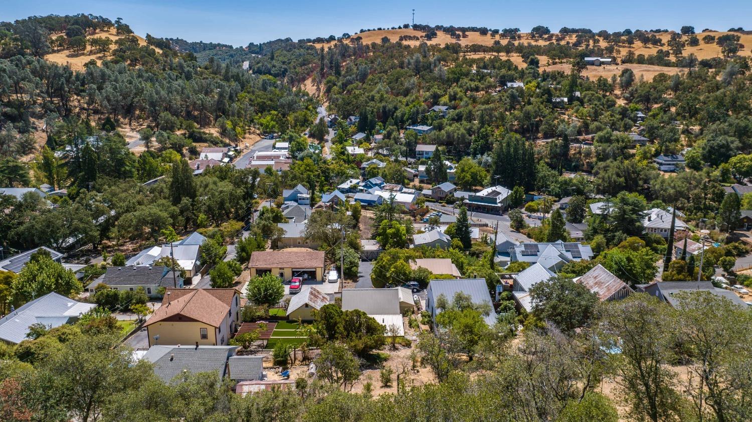 Detail Gallery Image 32 of 38 For 10695 O Neil Aly, Amador City,  CA 95601 - 2 Beds | 1 Baths