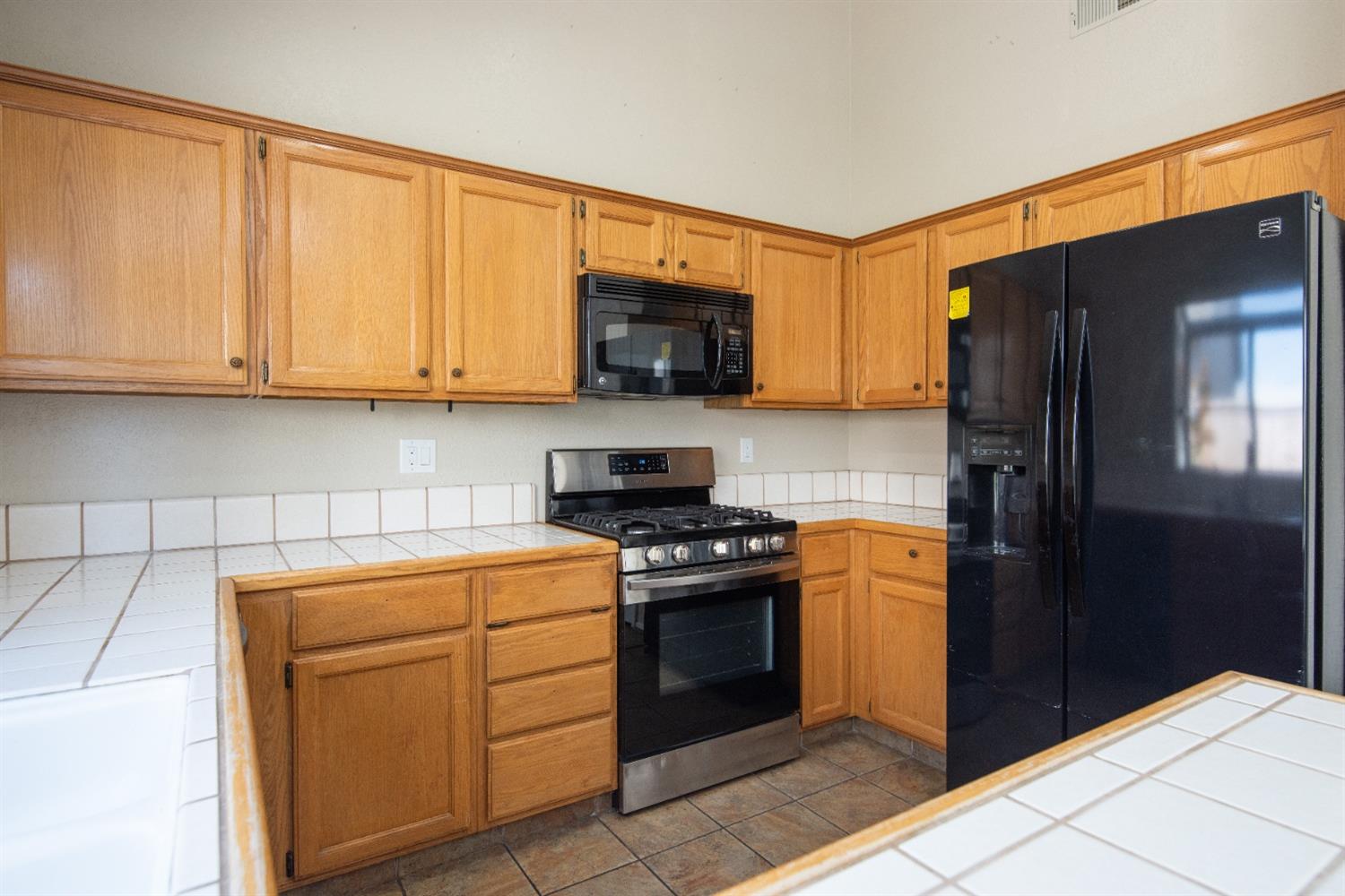 Detail Gallery Image 13 of 34 For 2152 Cobblestone Mnr, Modesto,  CA 95355 - 2 Beds | 2 Baths