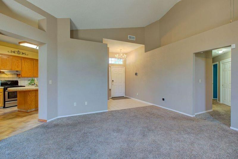 Detail Gallery Image 18 of 41 For 715 Foothill St, Los Banos,  CA 93635 - 3 Beds | 2 Baths