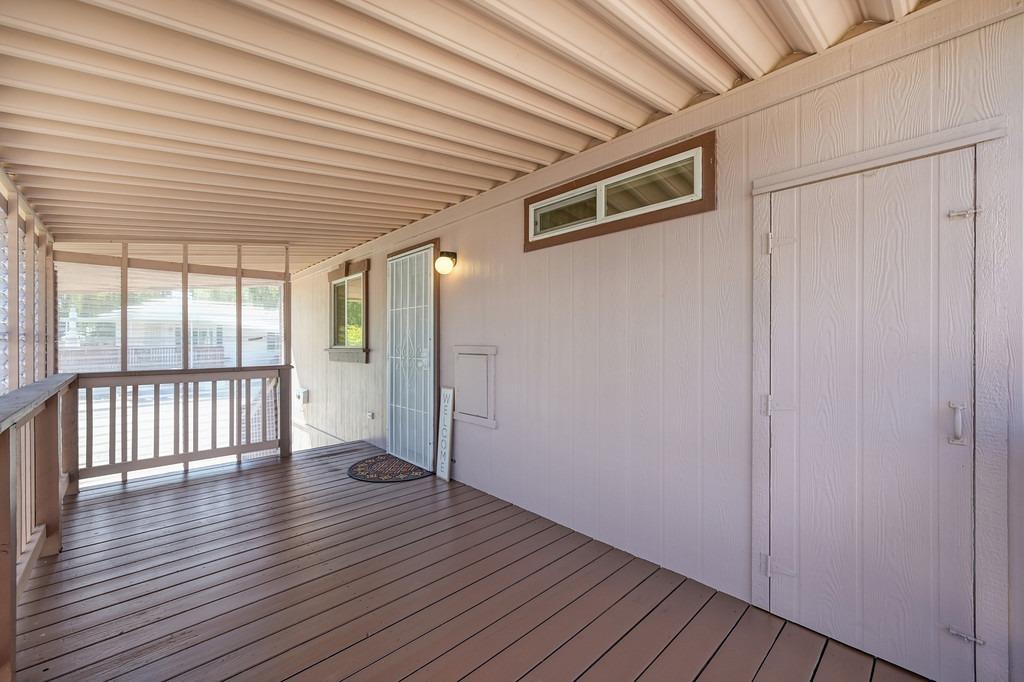 Detail Gallery Image 6 of 33 For 22 Shady Oaks Dr, Folsom,  CA 95630 - 2 Beds | 2 Baths