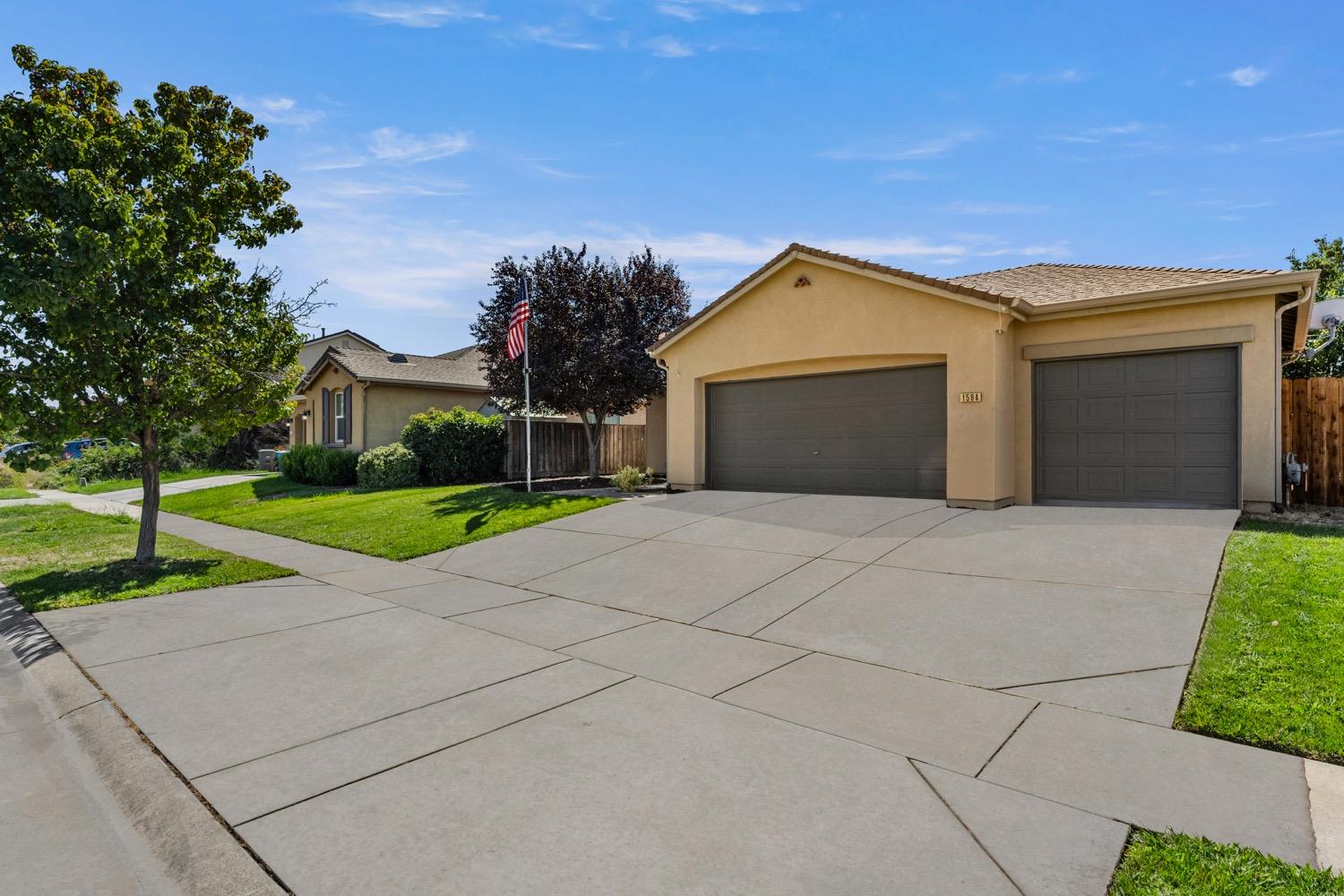 Valley Meadows Drive, Olivehurst, California image 3