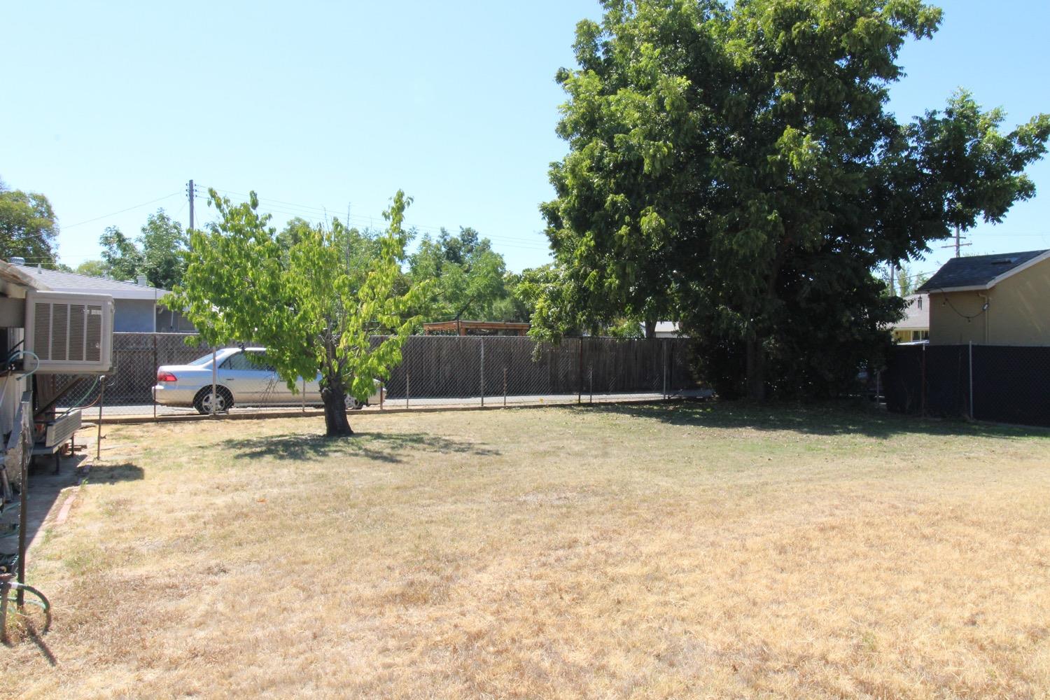 Detail Gallery Image 37 of 39 For 4140 63rd St, Sacramento,  CA 95820 - 2 Beds | 1 Baths