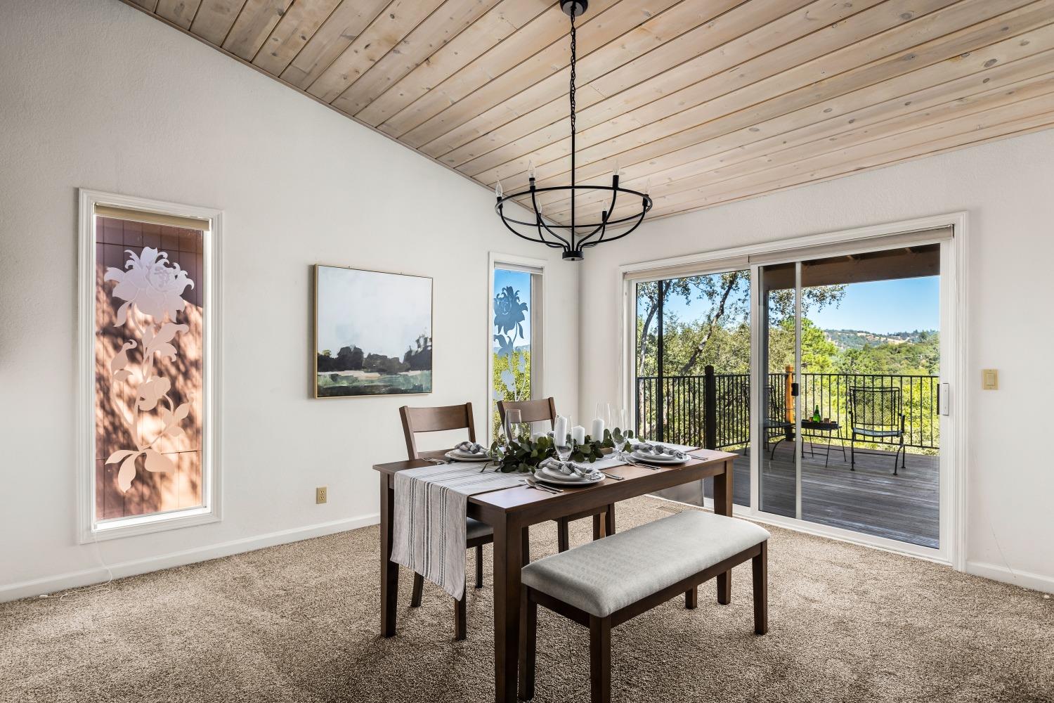 Detail Gallery Image 15 of 38 For 18278 Hummingbird Dr, Penn Valley,  CA 95946 - 3 Beds | 2 Baths