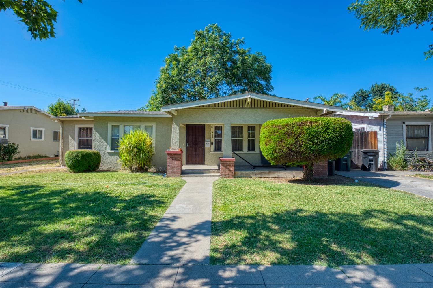 Detail Gallery Image 1 of 1 For 601 Downey Ave, Modesto,  CA 95354 - – Beds | – Baths