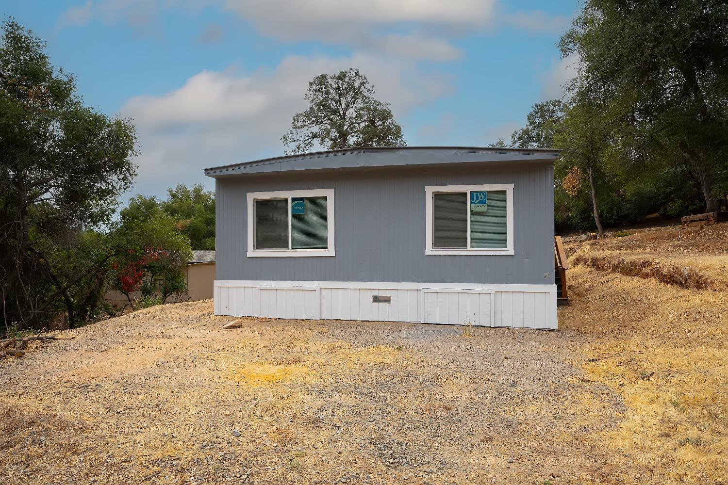 Detail Gallery Image 2 of 30 For 10155 Peppermint Cir 35, Jamestown,  CA 95327 - 3 Beds | 2 Baths