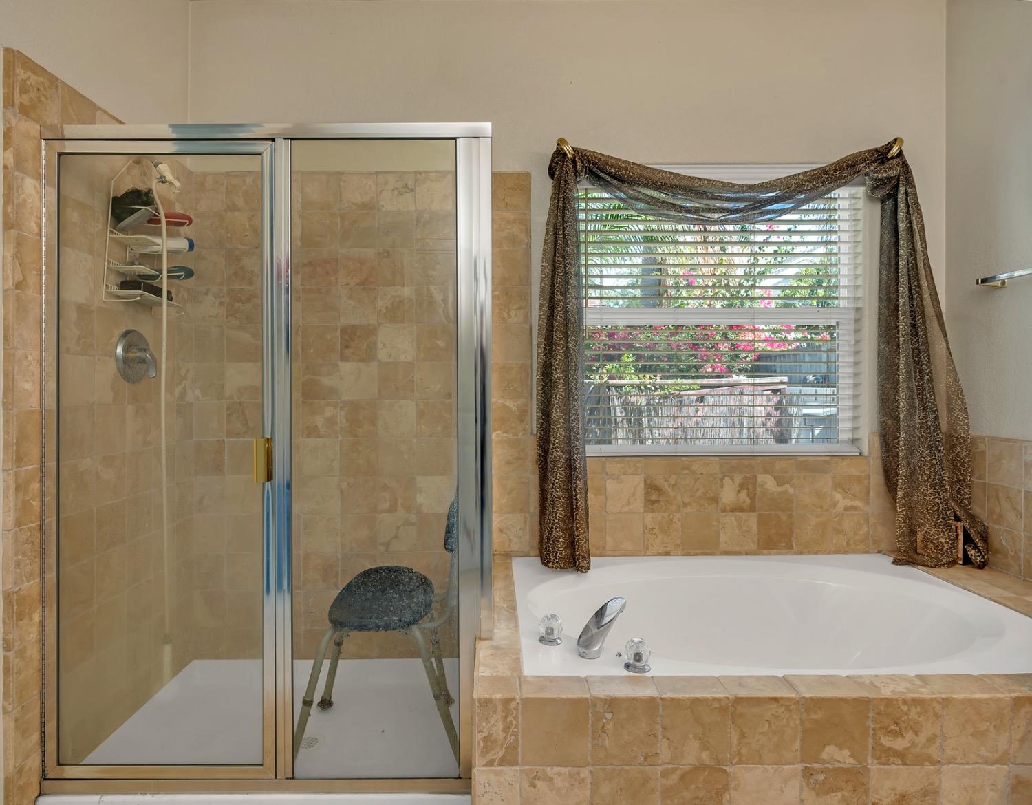 Detail Gallery Image 23 of 48 For 1818 De Anza Way, Los Banos,  CA 93635 - 4 Beds | 3/1 Baths