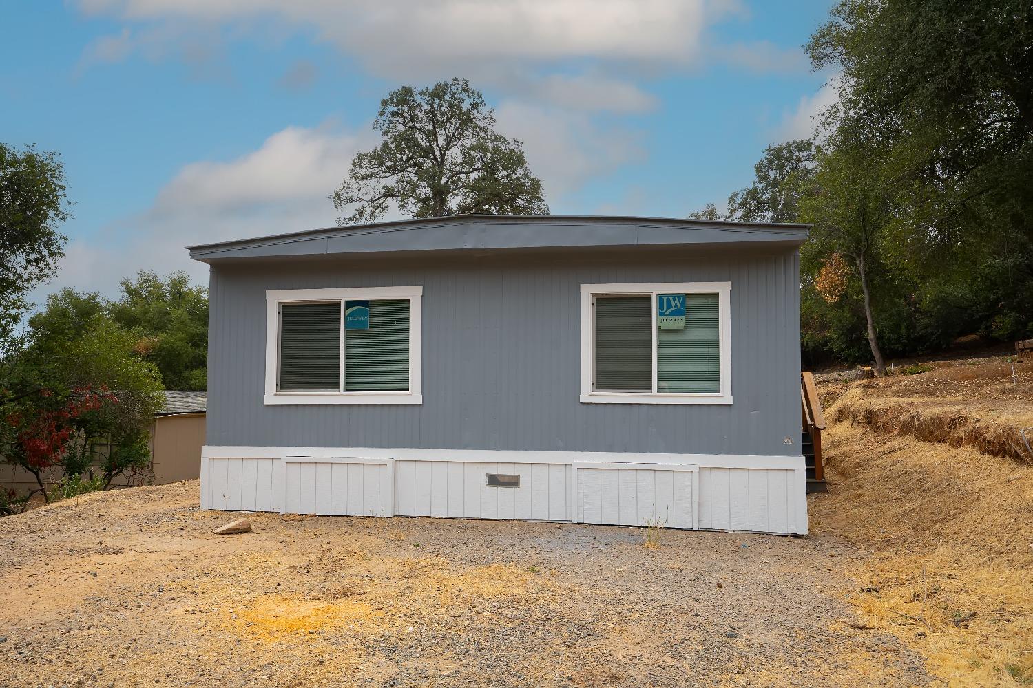 Detail Gallery Image 1 of 30 For 10155 Peppermint Cir 35, Jamestown,  CA 95327 - 3 Beds | 2 Baths