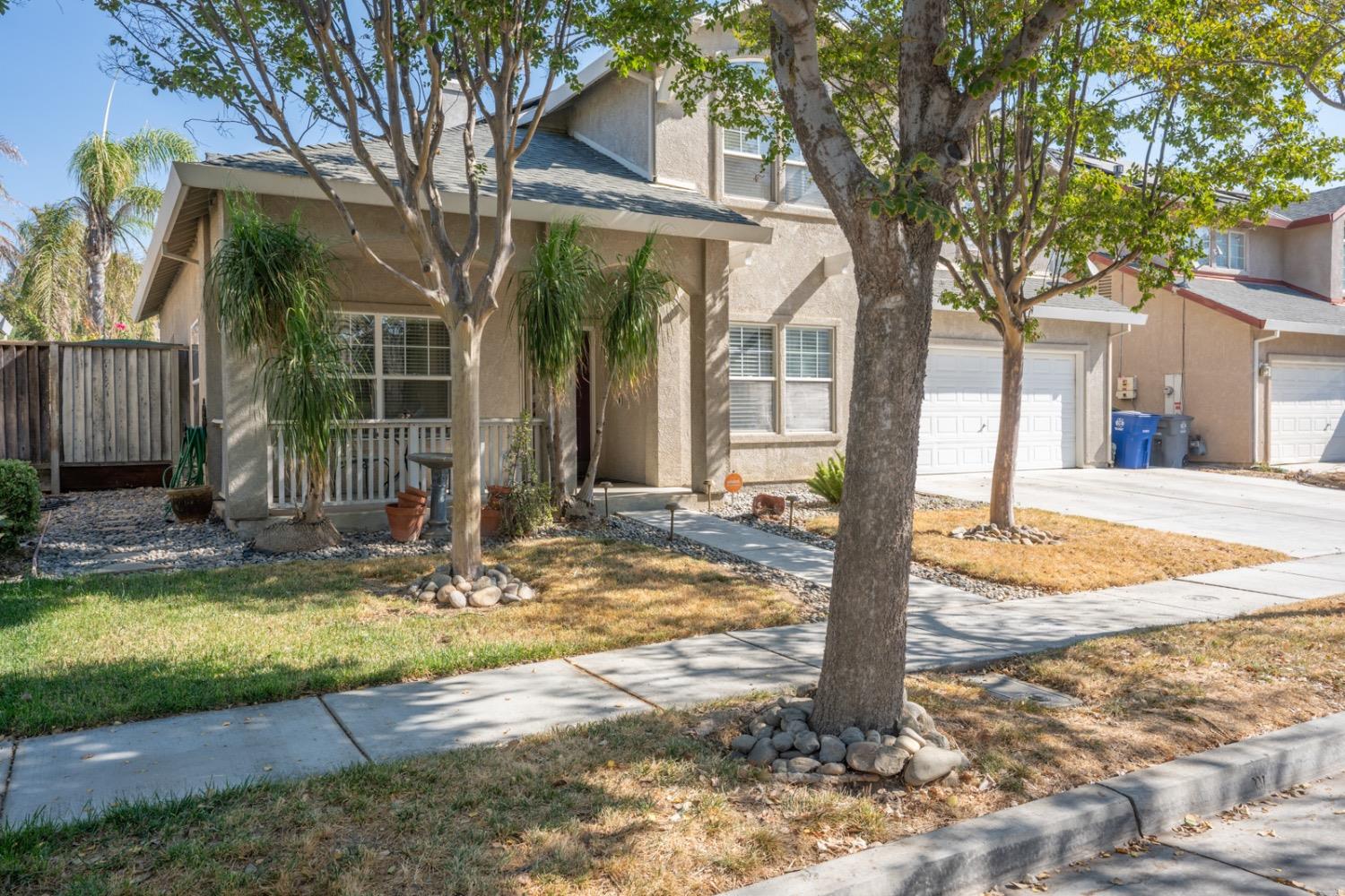 Detail Gallery Image 5 of 48 For 1818 De Anza Way, Los Banos,  CA 93635 - 4 Beds | 3/1 Baths