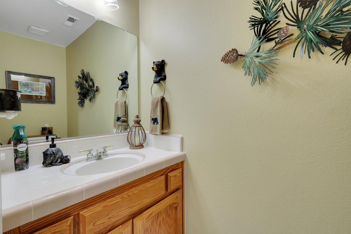 Detail Gallery Image 35 of 55 For 3089 Granite Dr, Yuba City,  CA 95993 - 3 Beds | 2/1 Baths