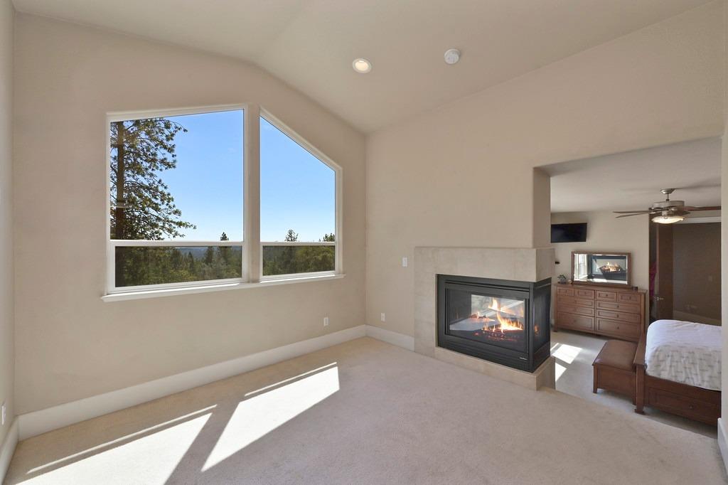 Detail Gallery Image 35 of 52 For 4350 Meadowview Acres Rd, Cool,  CA 95614 - 4 Beds | 3/1 Baths