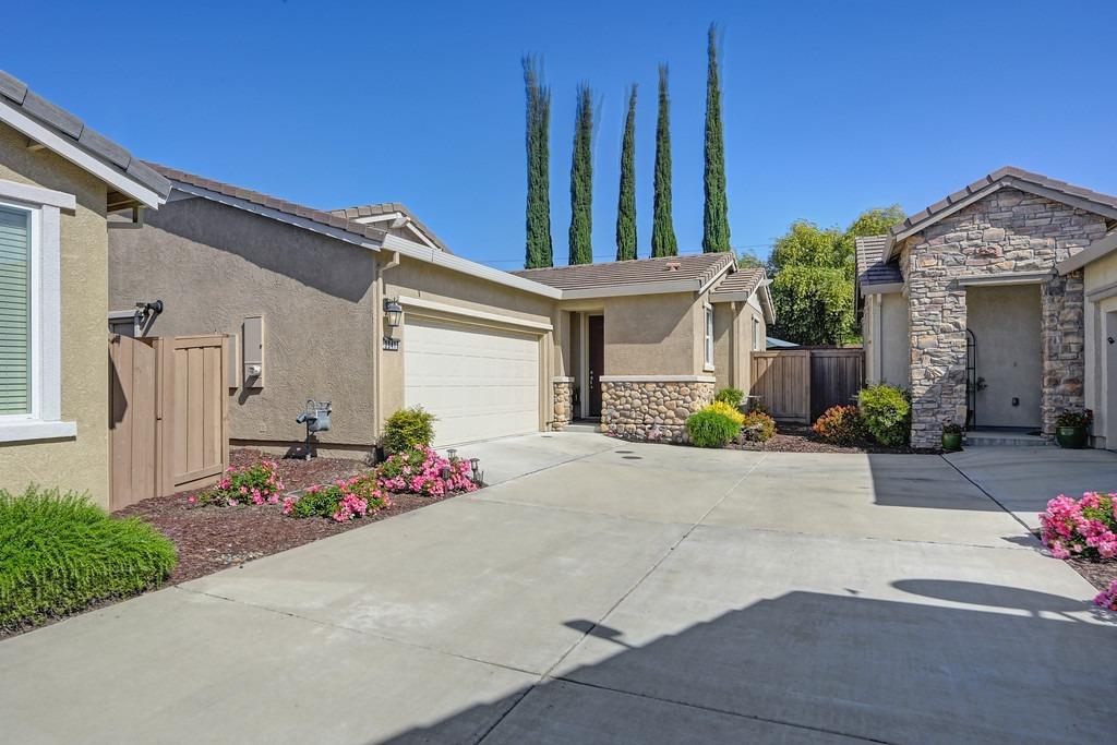 Detail Gallery Image 3 of 84 For 3941 Arco Del Paso Ln, Sacramento,  CA 95834 - 2 Beds | 2 Baths