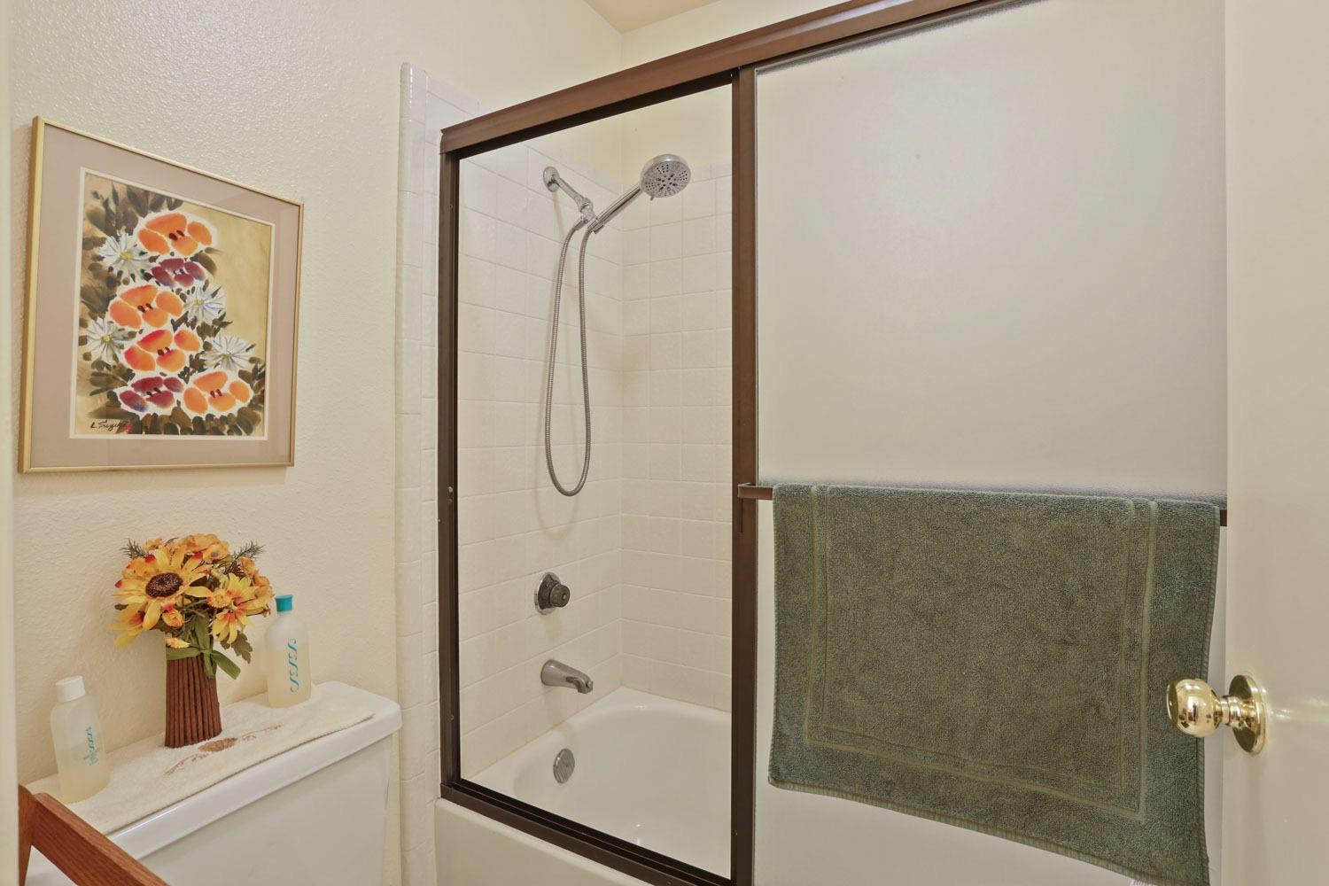 Detail Gallery Image 31 of 52 For 2930 Driftwood Pl #95,  Stockton,  CA 95219 - 2 Beds | 2 Baths