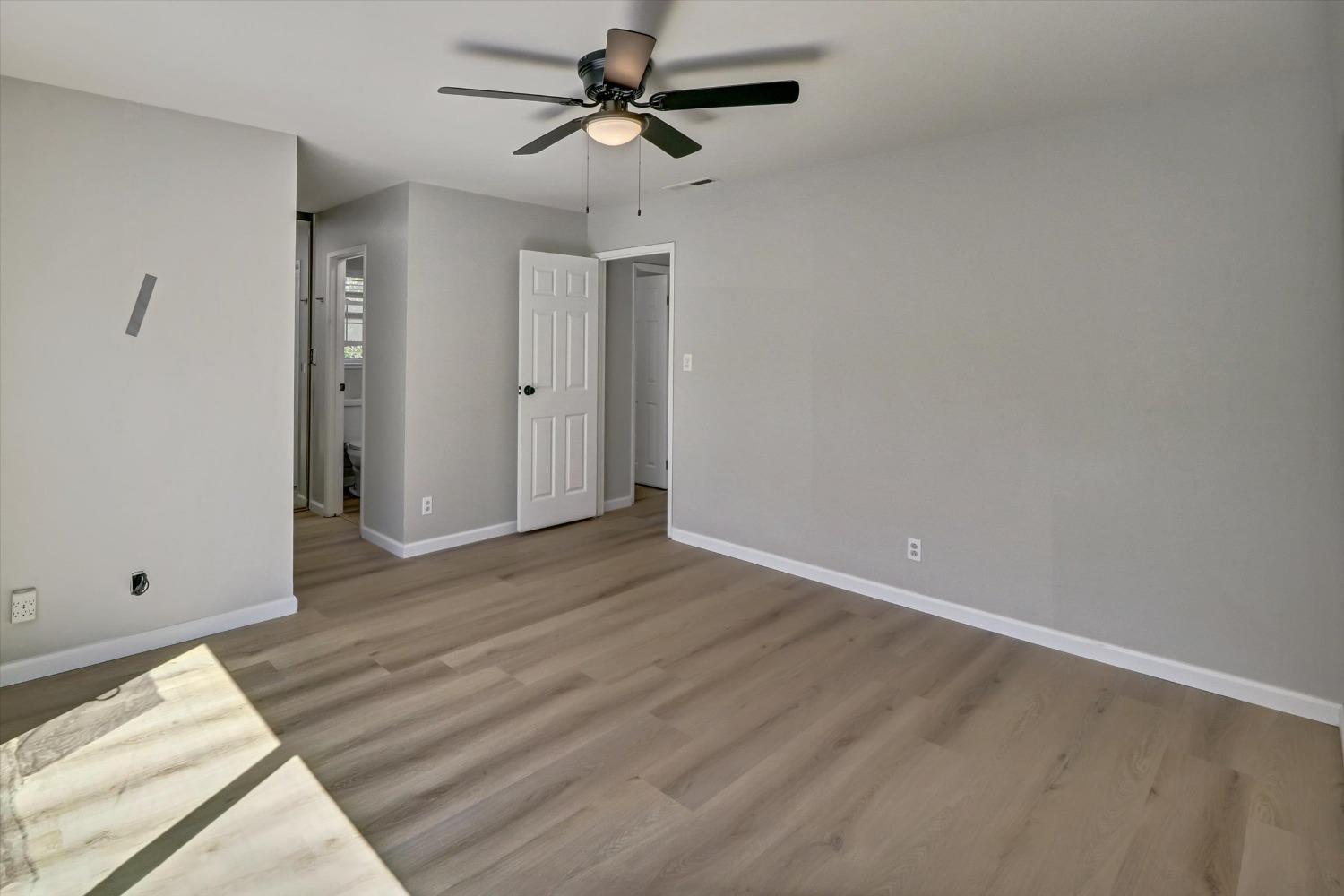 Detail Gallery Image 25 of 34 For 1084 Parkside Dr, Richmond,  CA 94803 - 3 Beds | 1/1 Baths