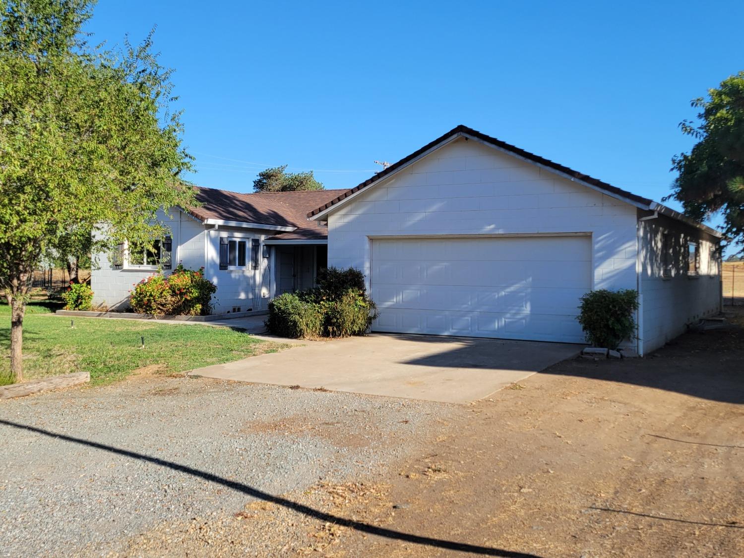 Detail Gallery Image 2 of 5 For 11636 Shelton Rd, Valley Springs,  CA 95252 - 3 Beds | 2 Baths