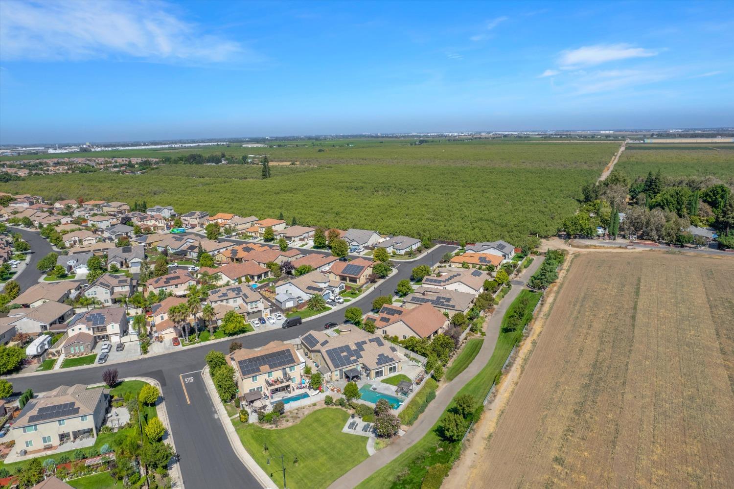 Detail Gallery Image 46 of 50 For 2554 Sugar Creek, Manteca,  CA 95336 - 3 Beds | 2/1 Baths