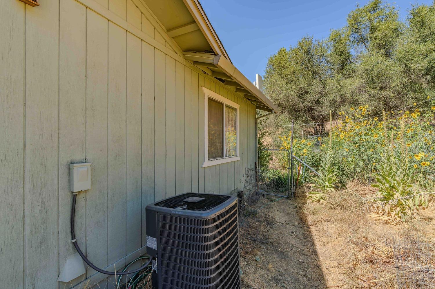 Detail Gallery Image 52 of 55 For 7184 Perry Creek Rd, Somerset,  CA 95684 - 3 Beds | 2 Baths