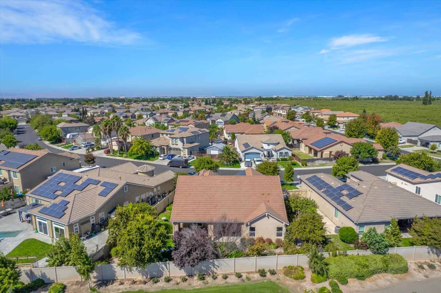 Detail Gallery Image 45 of 50 For 2554 Sugar Creek, Manteca,  CA 95336 - 3 Beds | 2/1 Baths