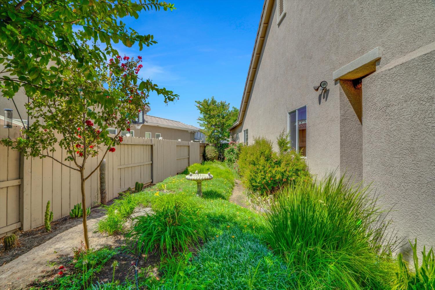 Detail Gallery Image 43 of 50 For 2554 Sugar Creek, Manteca,  CA 95336 - 3 Beds | 2/1 Baths