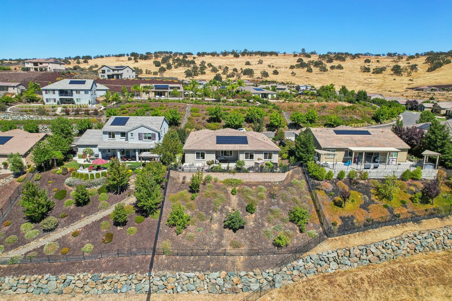 Detail Gallery Image 45 of 57 For 5571 Aspen Meadows Dr, El Dorado Hills,  CA 95762 - 3 Beds | 2/1 Baths