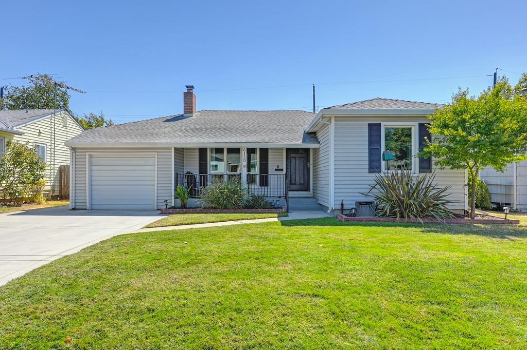 Detail Gallery Image 1 of 1 For 6130 3rd Ave, Sacramento,  CA 95817 - 3 Beds | 2 Baths