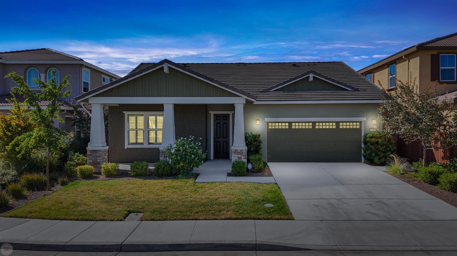 Detail Gallery Image 2 of 45 For 2490 David Waite Dr, Tracy,  CA 95377 - 3 Beds | 2 Baths