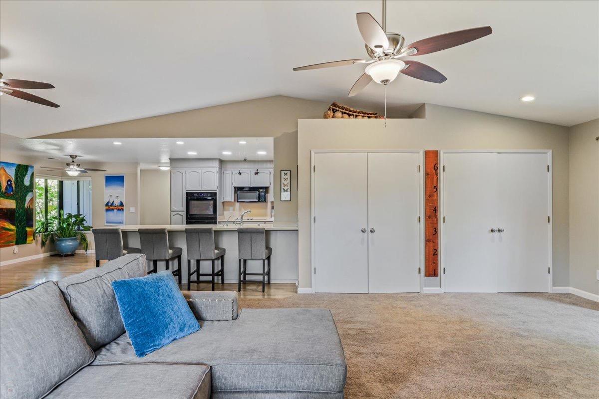 Detail Gallery Image 17 of 62 For 2120 Eastwood Ct, Modesto,  CA 95355 - 4 Beds | 2 Baths