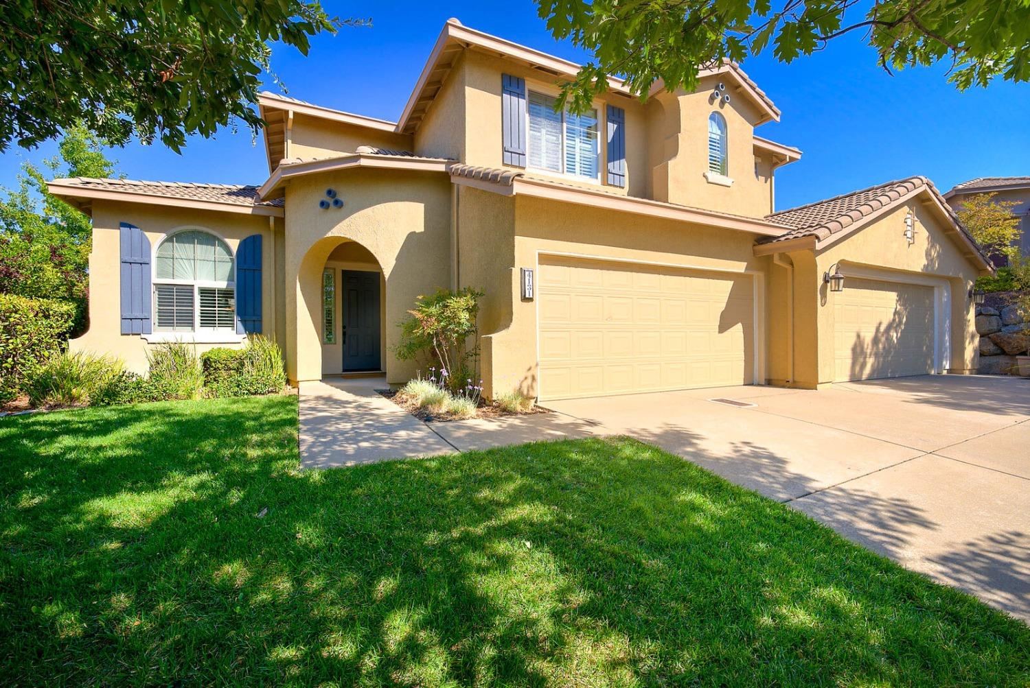 Detail Gallery Image 1 of 35 For 4131 Arenzano Way, El Dorado Hills,  CA 95762 - 4 Beds | 3 Baths