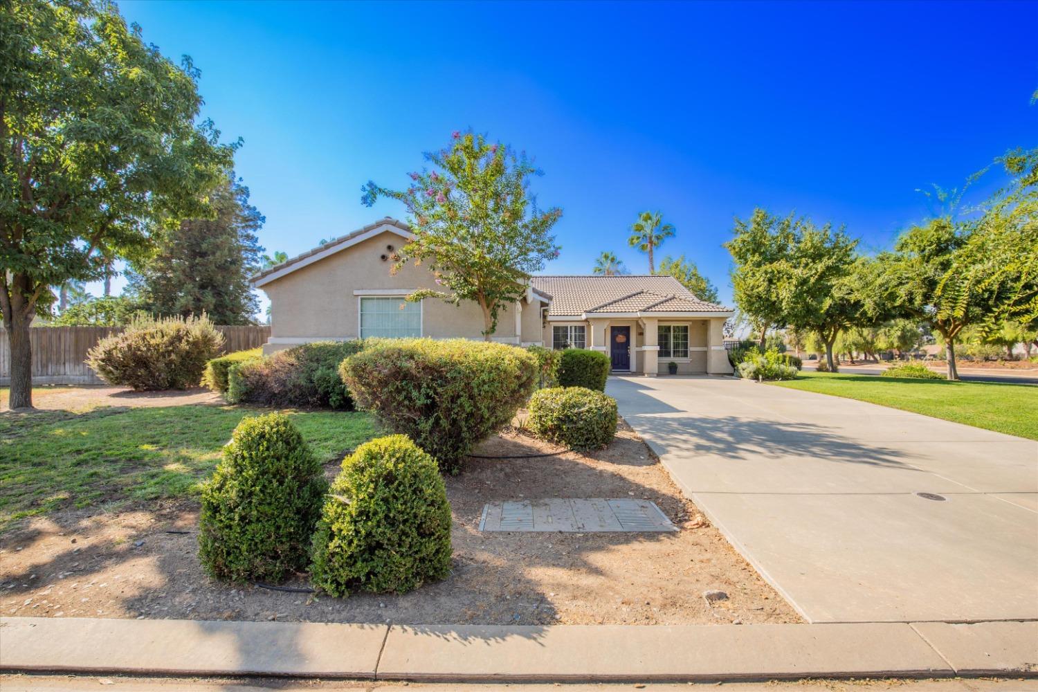 Detail Gallery Image 4 of 30 For 12515 Prairie Dunes Cir, Chowchilla,  CA 93610 - 4 Beds | 2 Baths