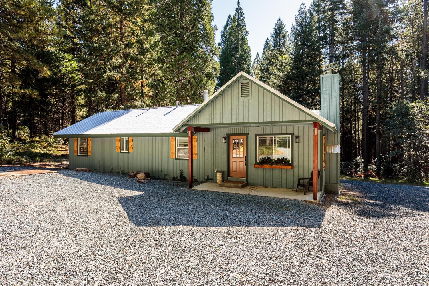 Detail Gallery Image 1 of 41 For 18545 Cruzon Grade Rd, Nevada City,  CA 95959 - 1 Beds | 1 Baths