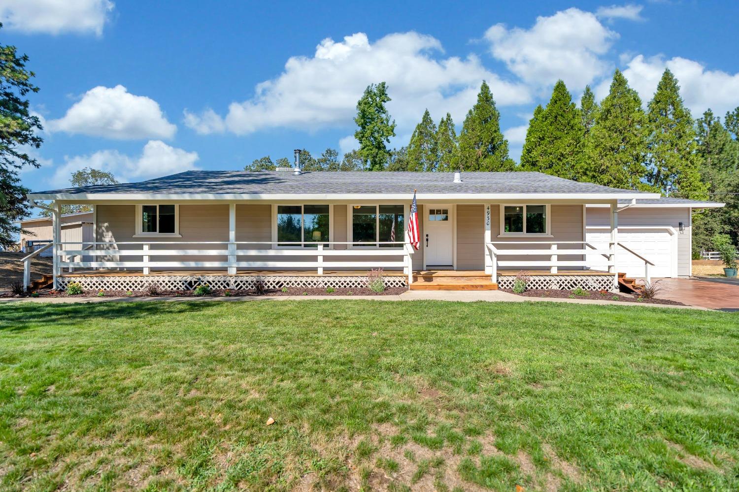 Detail Gallery Image 1 of 61 For 4930 Oak Leaf Cir, Placerville,  CA 95667 - 3 Beds | 2 Baths