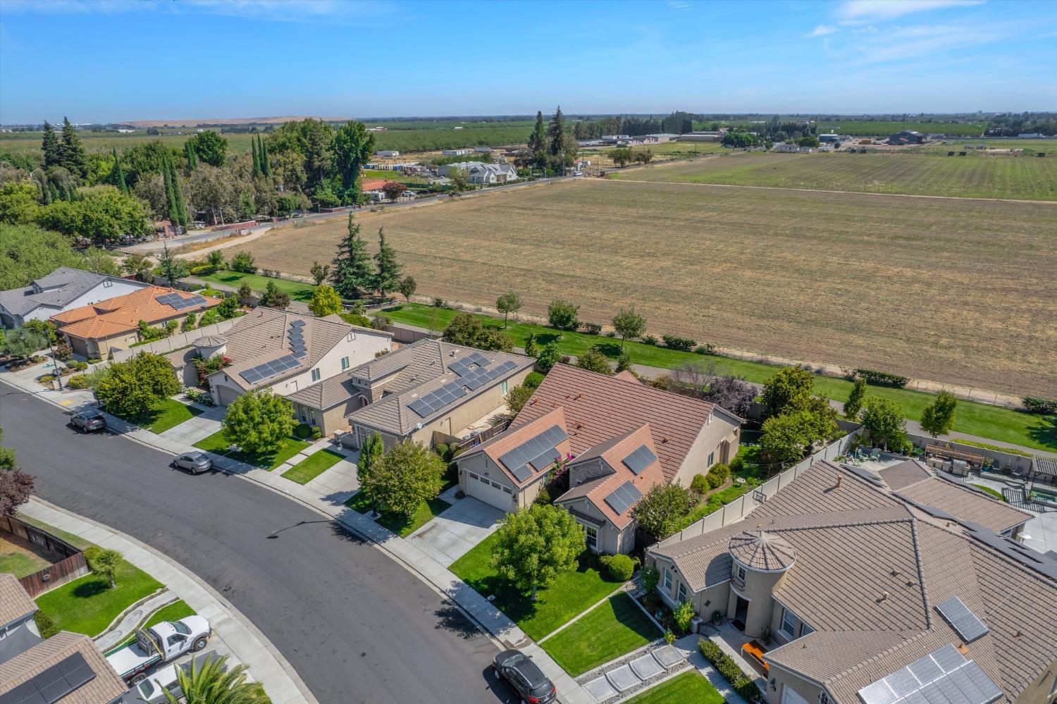 Detail Gallery Image 47 of 50 For 2554 Sugar Creek, Manteca,  CA 95336 - 3 Beds | 2/1 Baths