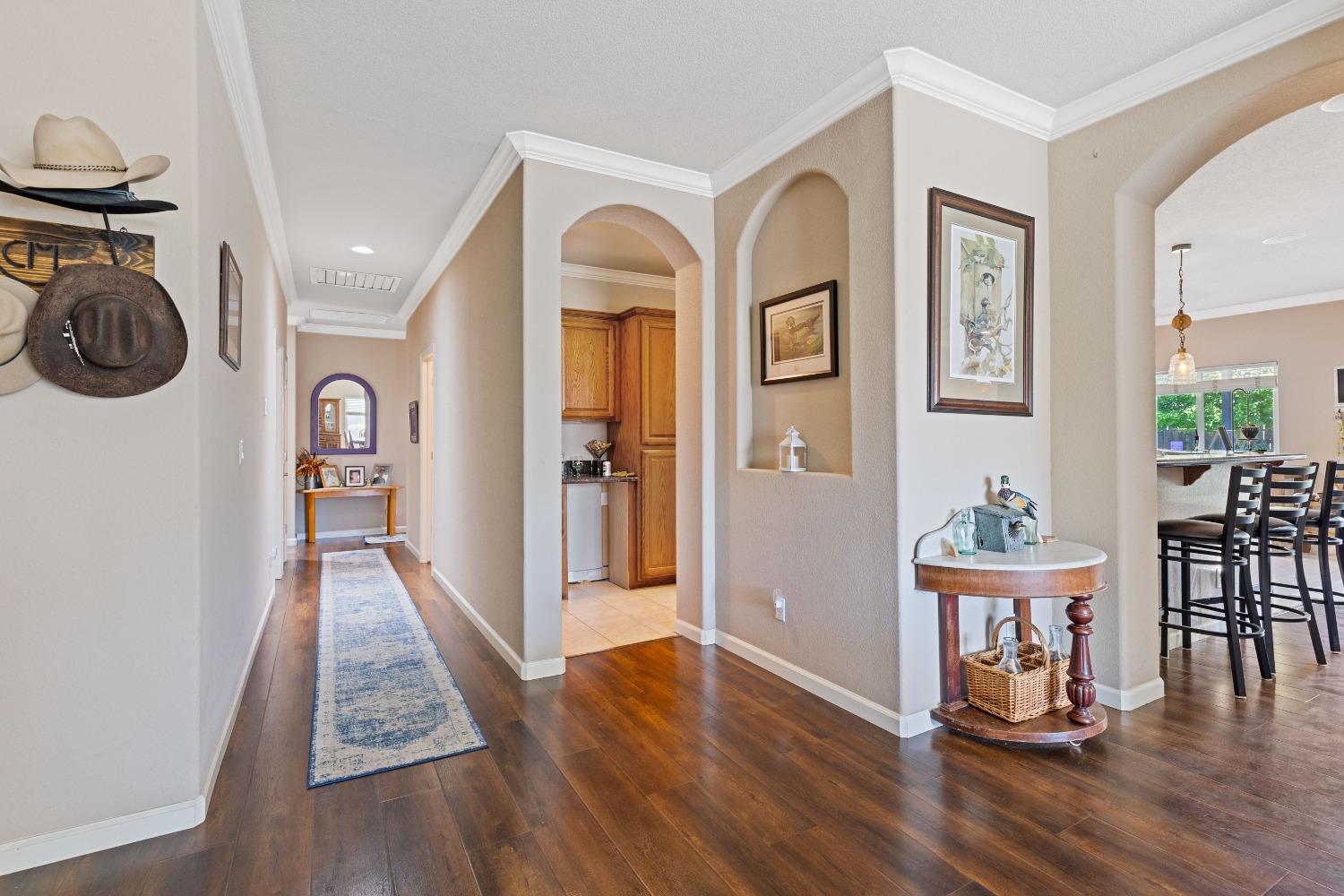 Detail Gallery Image 8 of 40 For 1809 Rolling Rock Ct, Yuba City,  CA 95993 - 3 Beds | 2 Baths