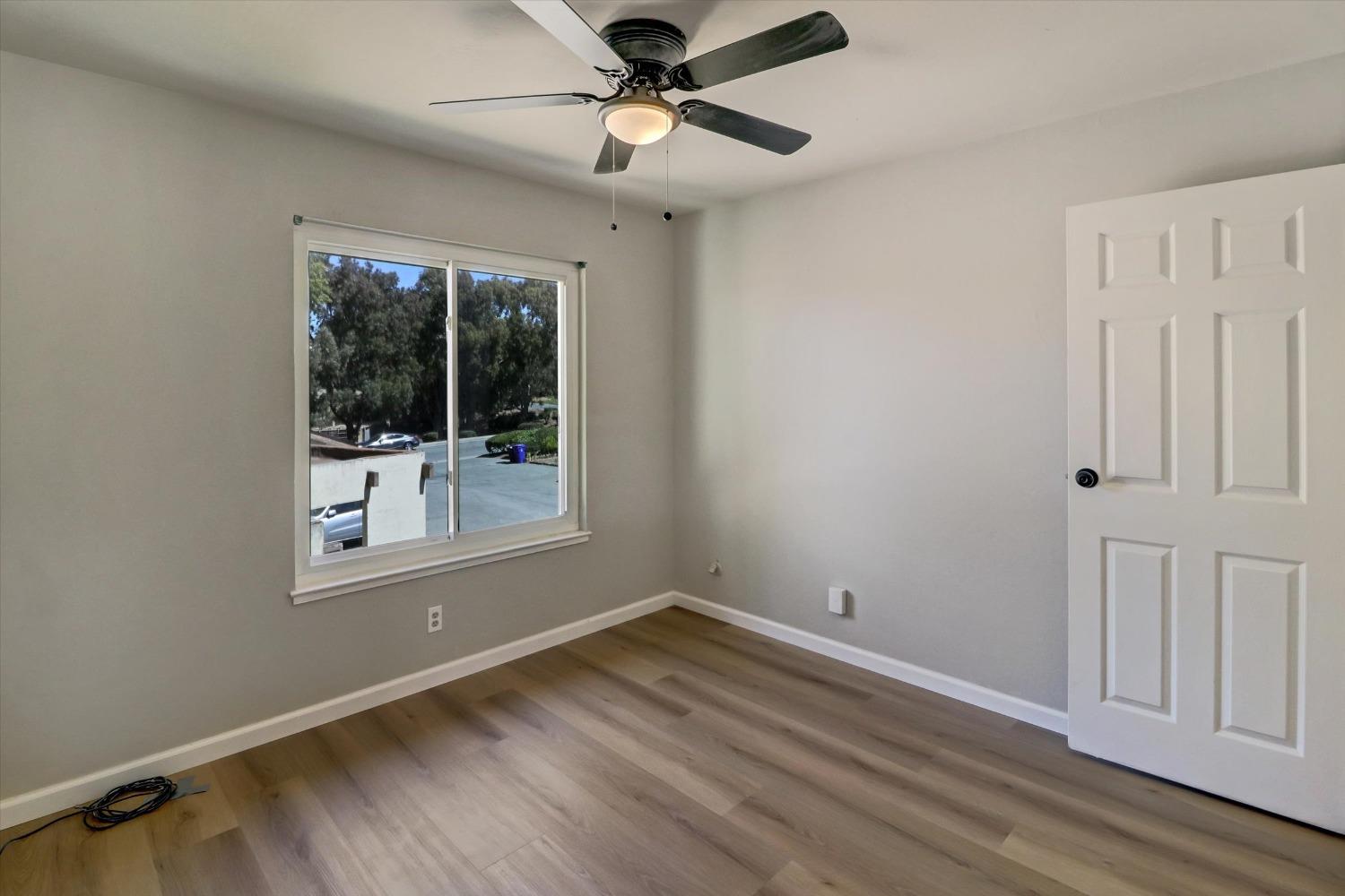 Detail Gallery Image 20 of 34 For 1084 Parkside Dr, Richmond,  CA 94803 - 3 Beds | 1/1 Baths