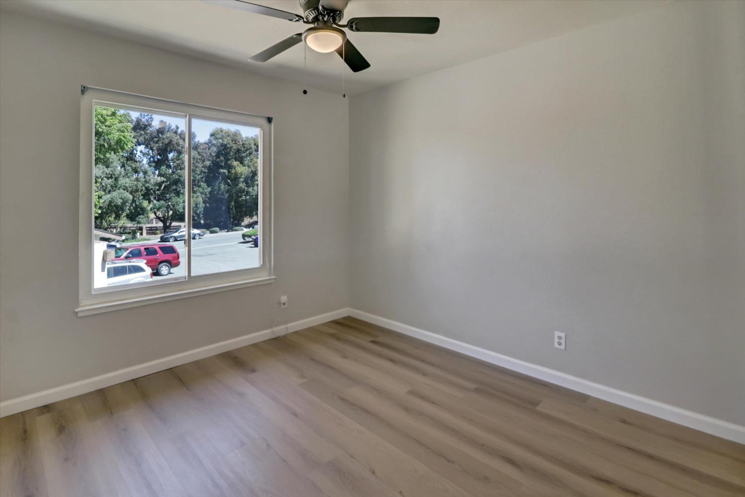 Detail Gallery Image 21 of 34 For 1084 Parkside Dr, Richmond,  CA 94803 - 3 Beds | 1/1 Baths