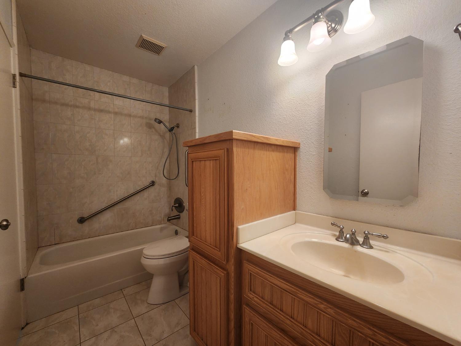 Detail Gallery Image 13 of 16 For 9157 Newhall Dr #91,  Sacramento,  CA 95826 - 2 Beds | 1 Baths