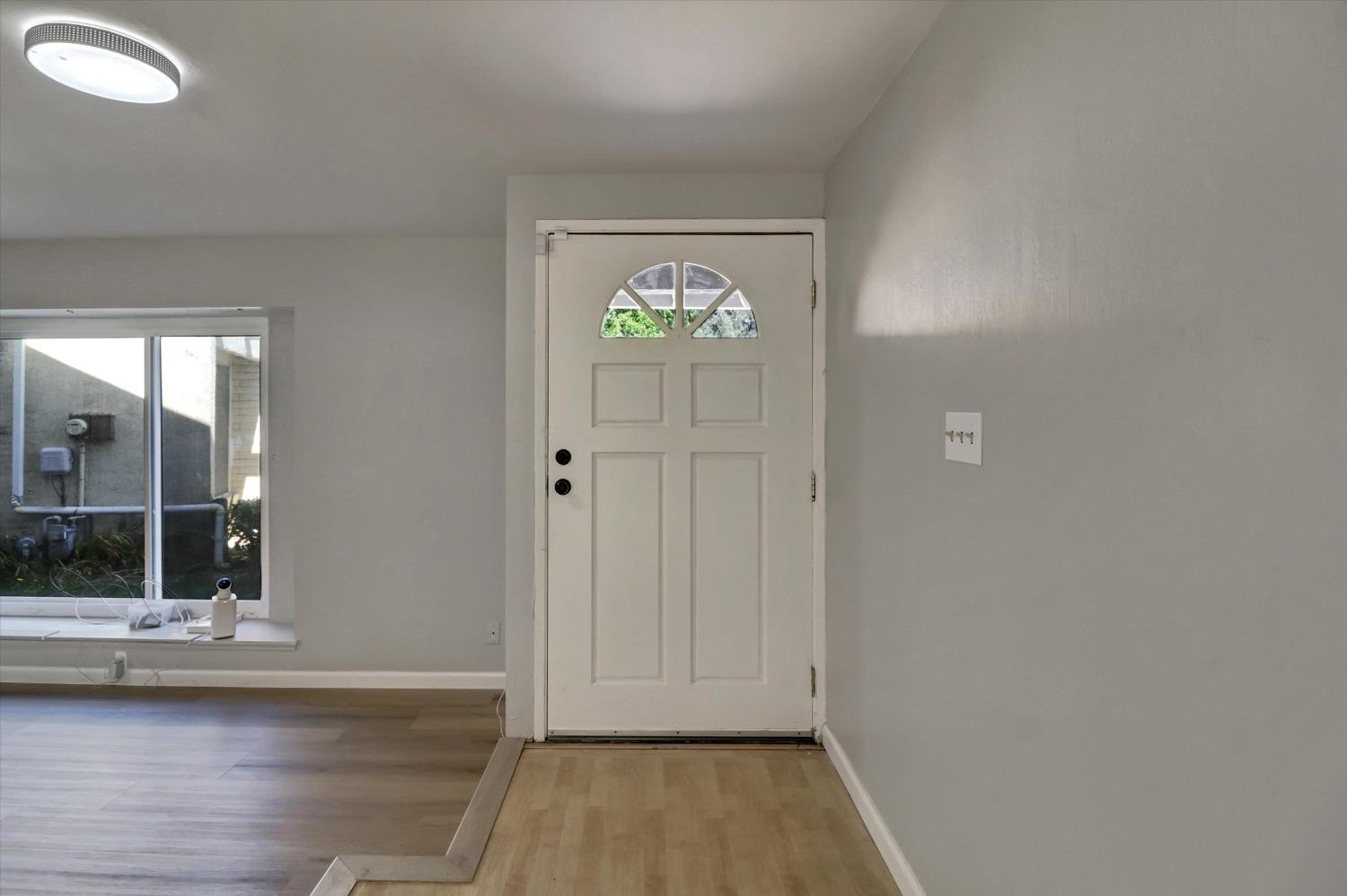 Detail Gallery Image 14 of 34 For 1084 Parkside Dr, Richmond,  CA 94803 - 3 Beds | 1/1 Baths